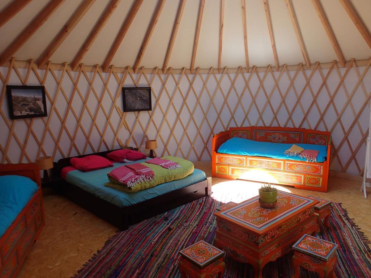 Eco-Hotel Et Yourtes Du Mercantour Guillaumes Luaran gambar